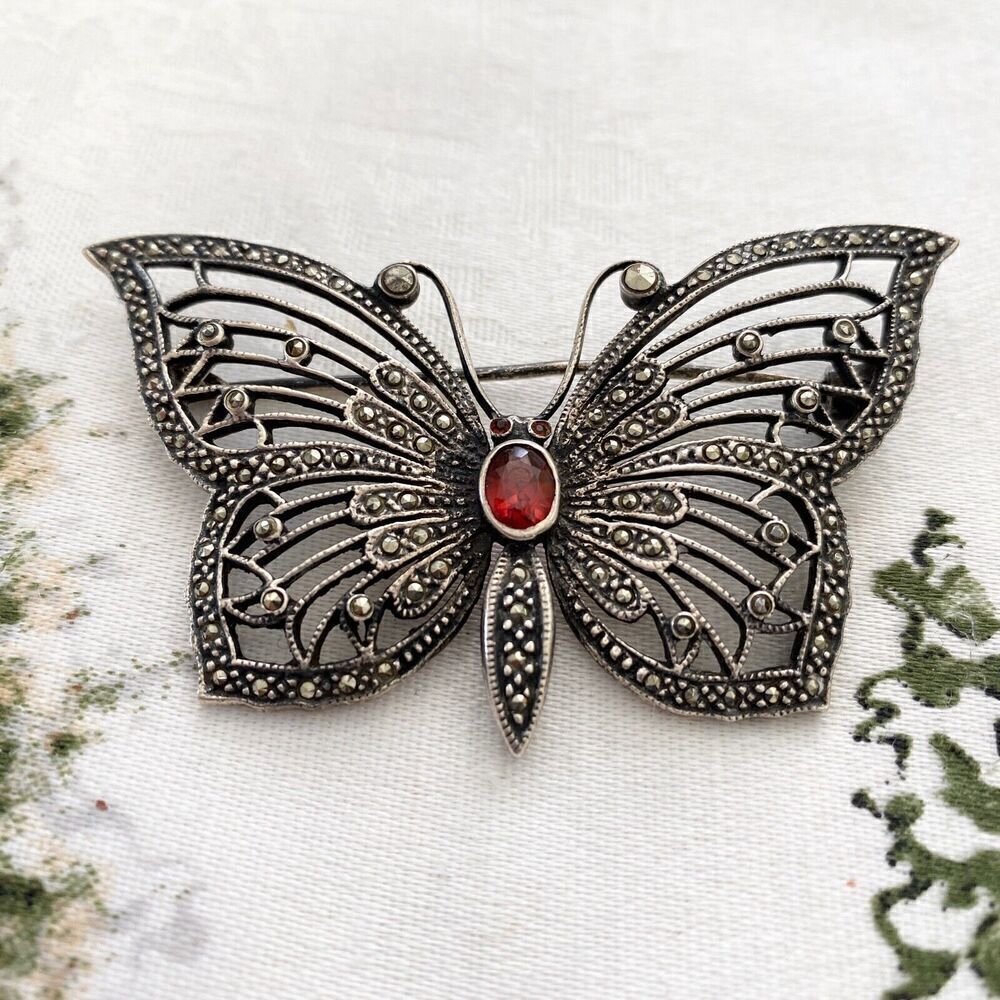 Vintage Sterling Silver 925 Marcasite Garnet Butterfly Ladies Brooch Pin